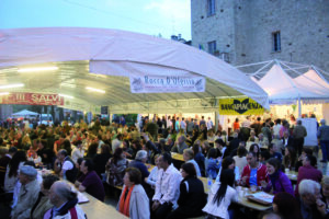 fiera primavera gallina grigia pianello