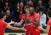 Copra Elior, derby arroventato: Modena k.o. e vetta più vicina