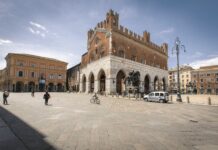 Comunali, ingorgo di candidati Una poltrona per sette?