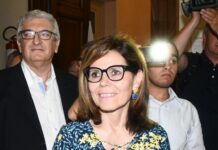Patrizia Barbieri sindaco con il 58% dei voti Dopo 15 anni Piacenza vira a destra