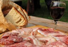 Acque, farine e vini del territorio: a Borgonovo tutto il gusto dell’Emilia Romagna