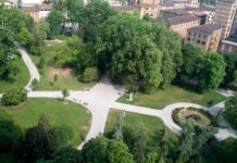 Cena dei Cinquecento, domenica ai Giardini Margherita si mangia tutti insieme