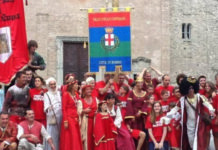 Il fascino medievale del Palio delle Contrade