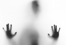 GHOST – Fantasmi sul Palcoscenico ?