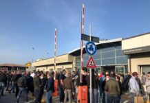 Ex Ilva, alta tensione a Genova: primo vero corteo dell’era Covid