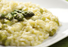E’ primavera, ricordiamolo anche a tavola. Come preparare il risotto agli asparagi