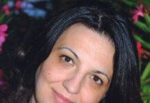 “Conversazione al Caminetto” della Famiglia Piacentina: Giusy Cafari Panico presenta “Poesie della luce e dell’ombra”