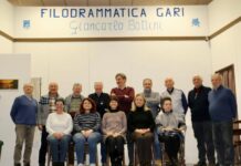 “Tri pisson…co’ una fäva”, la commedia dialettale della Filodrammatica “Gari” al Teatro President