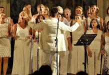 Sabato sera a Palazzo Gotico l’evento “Armonie di pace”, musiche e danze contro tutte le guerre del mondo.