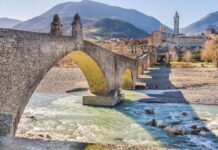 Cresce il turismo: trainano gli stranieri, Bobbio al vertice