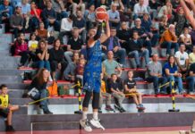 Scherzo di Halloween nel finale: i Fiorenzuola Bees espugnano allo scadere il PalaRuggi contro la Virtus Imola per 71-72