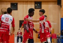 VOLLEY SERIE B – I giovani biancorossi del Gas Sales Bluenergy Volley lottano ma il derby è della Canottieri Ongina.