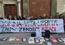 Sit in di solidarietà con l’artista iraniano Toomaj Salehi promosso dal Comitato Donna Vita Libertà in Largo Battisti