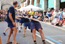 I bobbiesi si sfidano nel Palio delle contrade. Rievocazione storica riconosciuta dal Ministero della Cultura