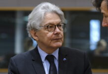 Breton lascia la Commissione Ue e accusa Ursula von der Leyen