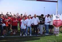 Nuove luci al Centro sportivo Carlo Mazzoni, il taglio del nastro con sindaca, assessori e tutto il Piacenza Rugby