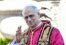 Il Papa condanna la “barbarie” di Gaza, e Israele uccide altri 73 palestinesi in cerca di cibo