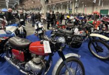 Centauri in fila a Piacenza Expo per la prima di “Due tempi bei tempi”